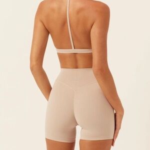 CSB 🔥HOT RN FORM INVISIBLE SCRUNCH SHORTS 5”